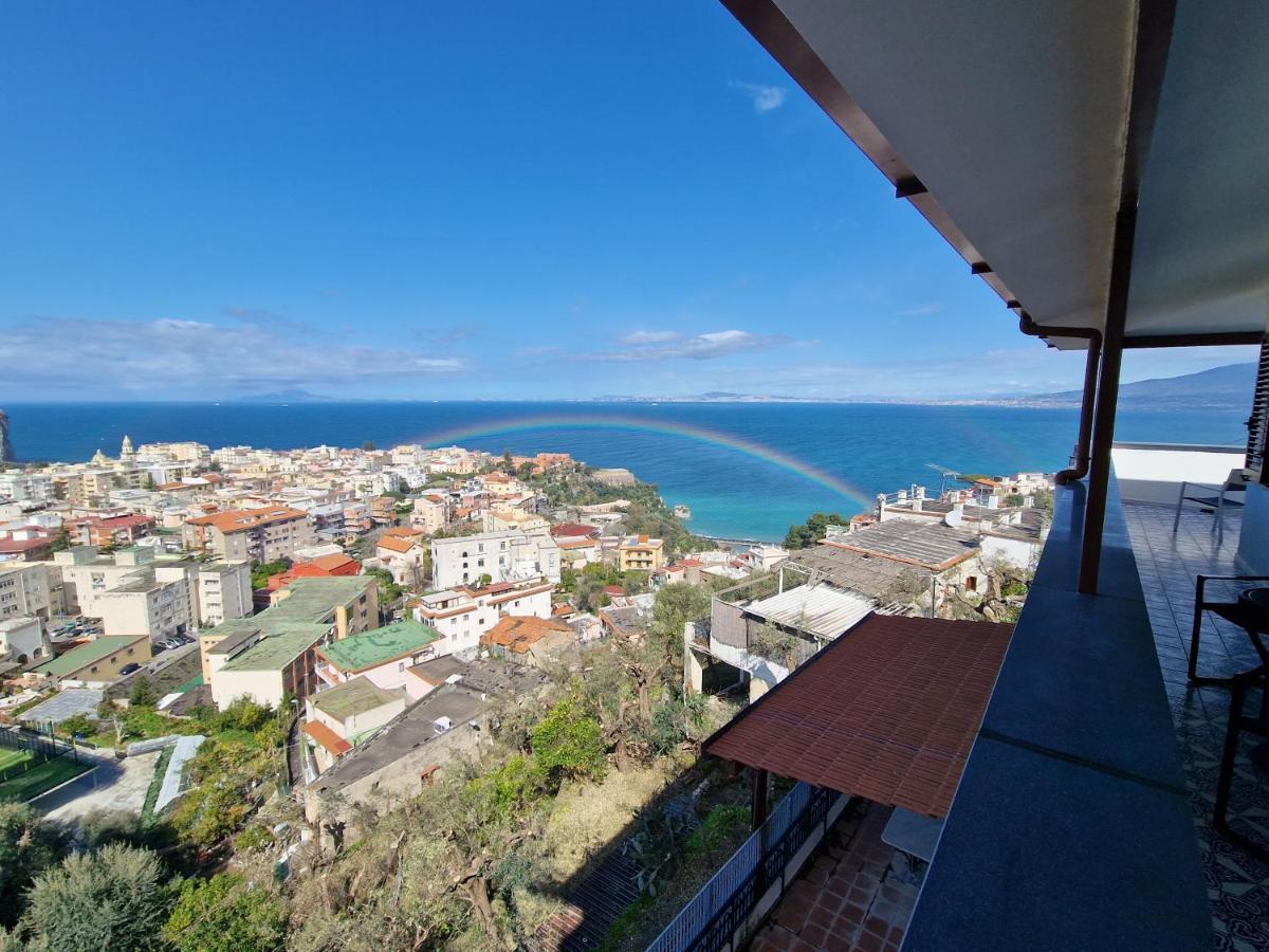Appartamento In Villa Ariel فيكو إيكوينس المظهر الخارجي الصورة