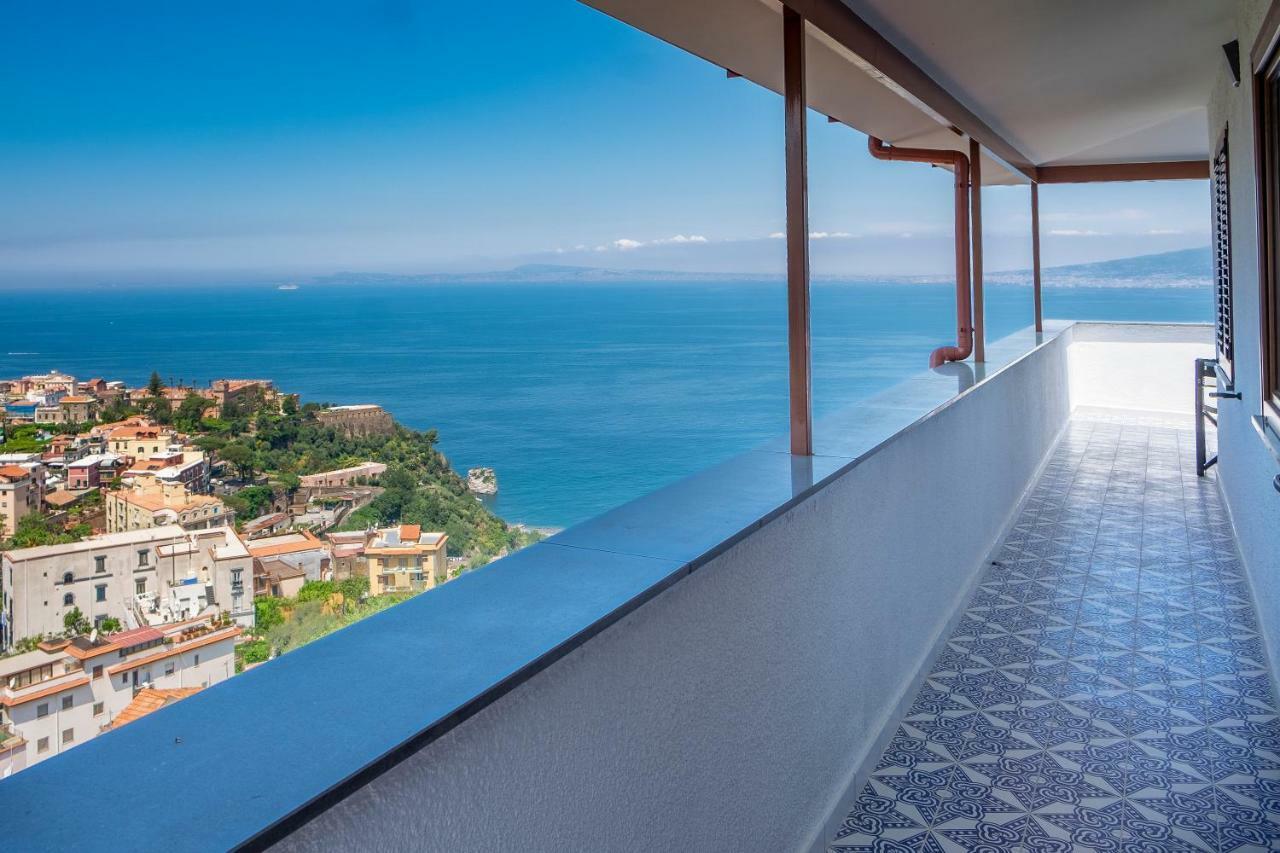 Appartamento In Villa Ariel فيكو إيكوينس المظهر الخارجي الصورة