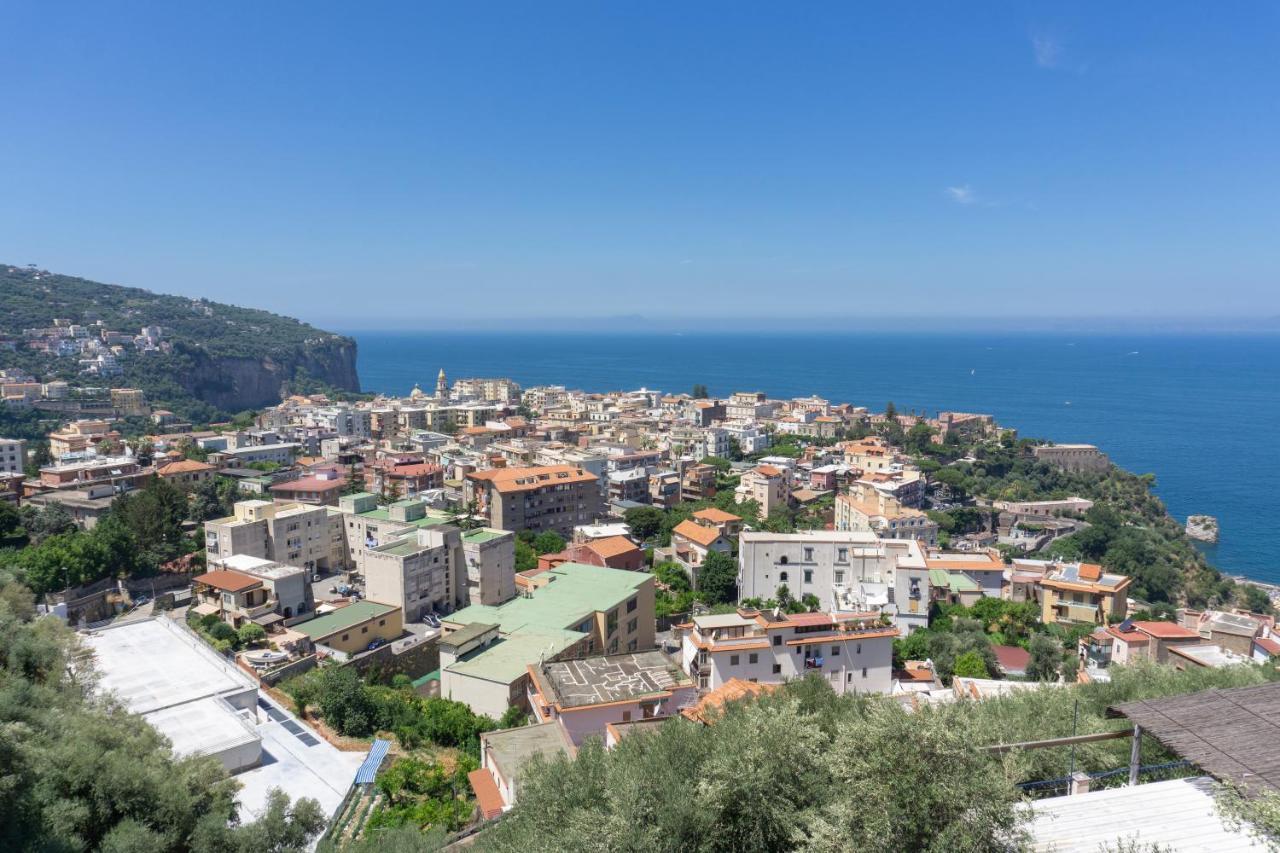 Appartamento In Villa Ariel فيكو إيكوينس المظهر الخارجي الصورة